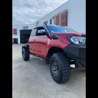 SCF STANDARD ROCKSLIDERS - N80 HILUX