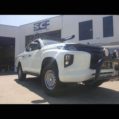 SCF FATBOY ROCKSLIDER - MR TRITON DUAL CAB
